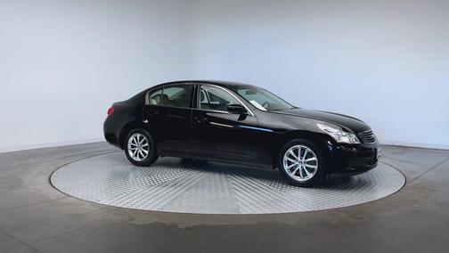 2009 INFINITI G37x Base