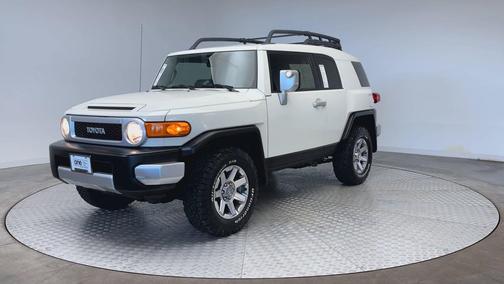 2014 Toyota FJ Cruiser Base