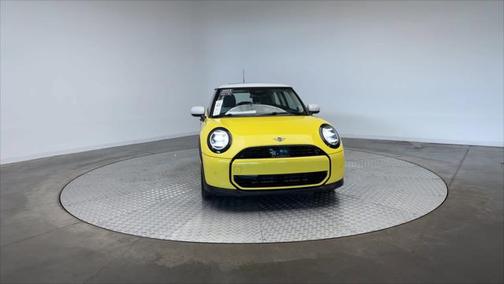 2025 MINI Hardtop Cooper