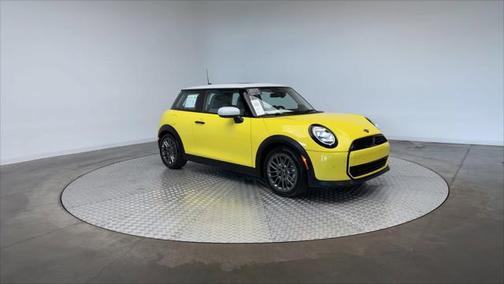 2025 MINI Hardtop Cooper