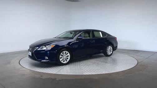 2014 Lexus ES 300h Base