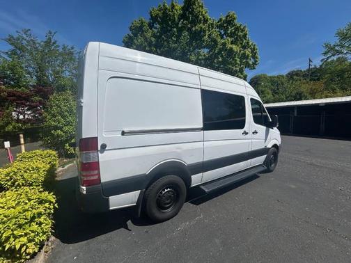 2011 Mercedes-Benz Sprinter 2500