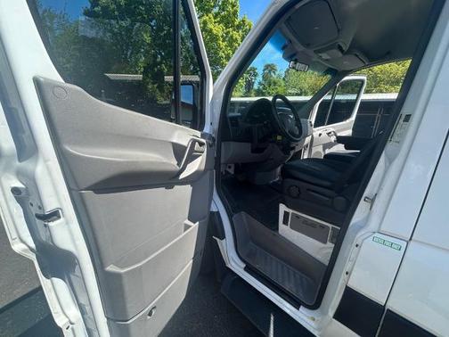 2011 Mercedes-Benz Sprinter 2500