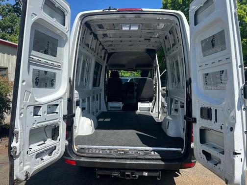 2011 Mercedes-Benz Sprinter 2500