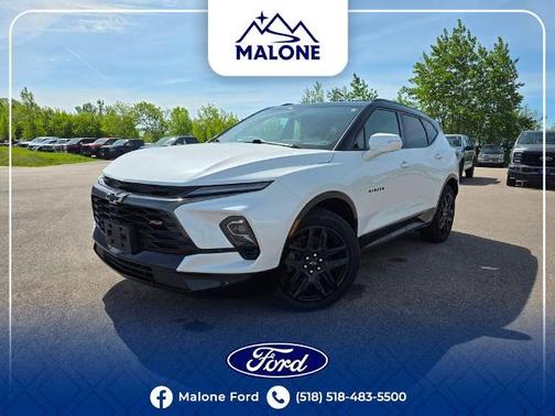 Iridescent Pearl Tricoat 2024 Chevrolet Blazer RS
