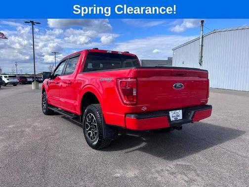 RACE RED 2022 Ford F-150 XLT