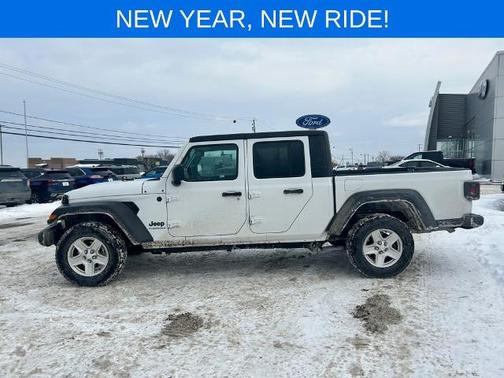 2023 Jeep Gladiator SPORT