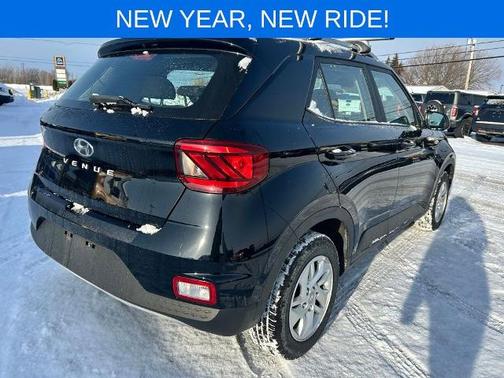 2020 Hyundai VENUE SEL