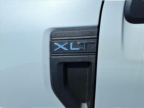 Space White Metallic 2026 Ford Maverick XLT