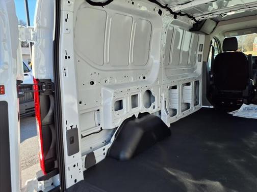 2025 Ford Transit-150