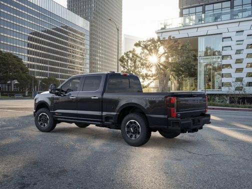 Agate Black Metallic 2026 Ford F-250 Platinum