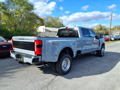 2026 Ford F-450 Platinum