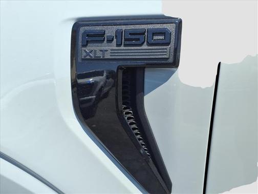 Avalanche 2026 Ford F-150 XLT