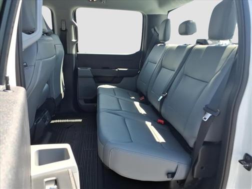 Oxford White 2026 Ford F-250 XL