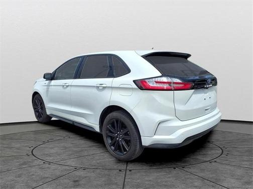 2022 Ford Edge ST Line