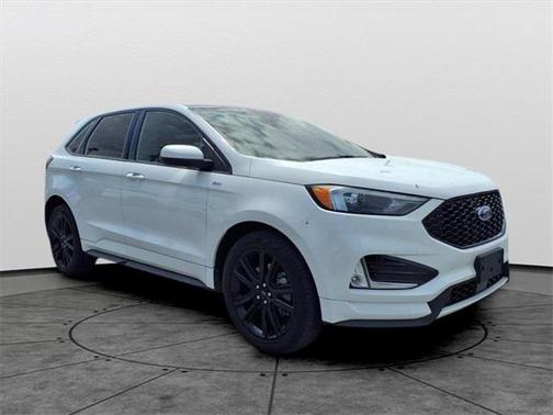 2022 Ford Edge ST Line