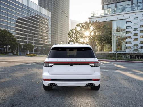 Pristine White 2026 Lincoln Aviator Reserve AWD
