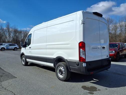2025 Ford Transit-250 148 WB Medium Roof Cargo