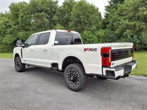 2025 Ford F-350 Platinum