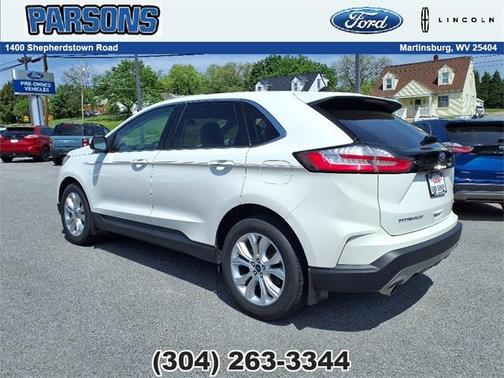 2022 Ford Edge Titanium