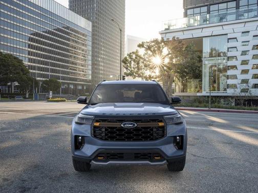 Vapor Blue Metallic 2026 Ford Explorer Tremor