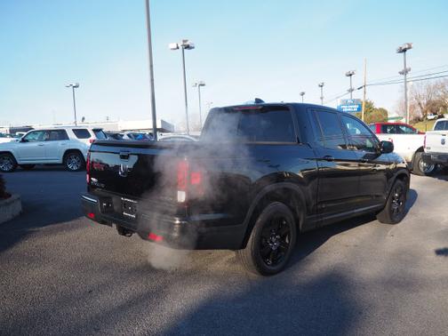 Photo 5 of 31 of 2019 Honda Ridgeline Black Edition