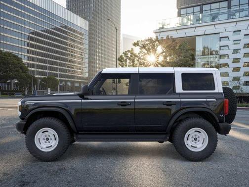 Shadow Black 2026 Ford Bronco Heritage Edition