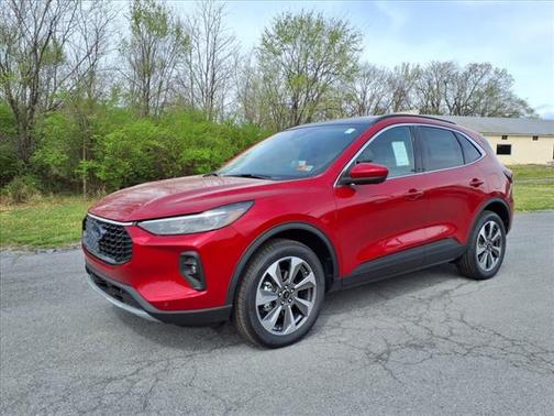 2025 Ford Escape Platinum