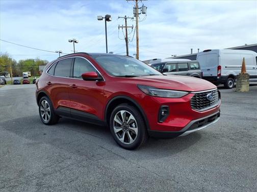 2025 Ford Escape Platinum