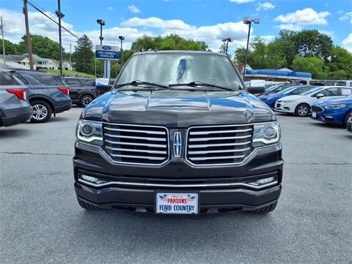 2015 Lincoln Navigator Base