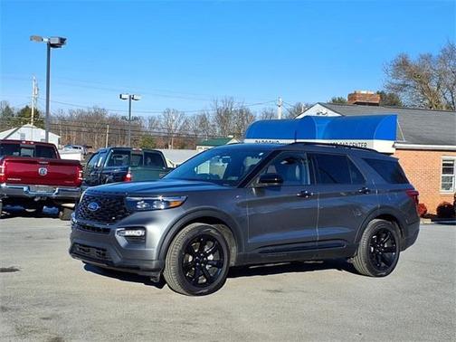 2024 Ford Explorer ST-Line