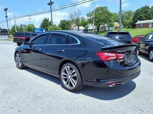 2022 Chevrolet Malibu Premier