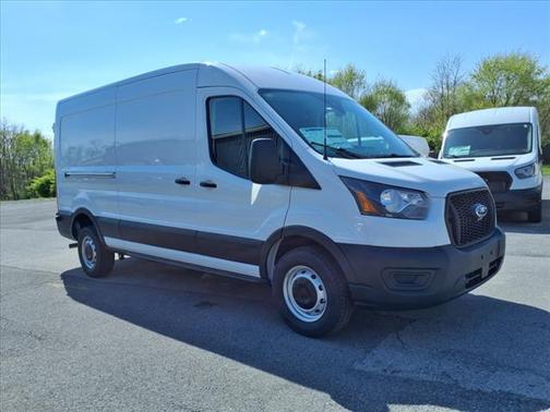 2025 Ford Transit-250 148 WB Medium Roof Cargo