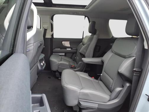 Glacier Gray Metallic 2026 Ford Expedition Max Active