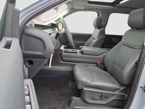 Glacier Gray Metallic 2026 Ford Expedition Max Active