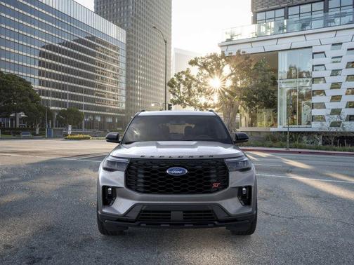 Carbonized Gray Metallic 2026 Ford Explorer ST