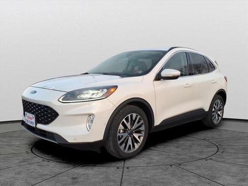 2020 Ford Escape Titanium Hybrid