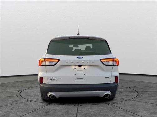 2020 Ford Escape Titanium Hybrid