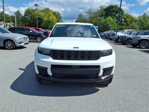 2024 Jeep Grand Cherokee L Laredo