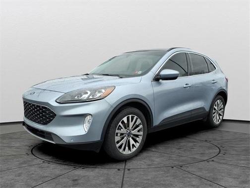 2022 Ford Escape Titanium Hybrid