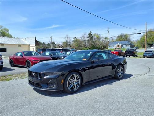 2025 Ford Mustang