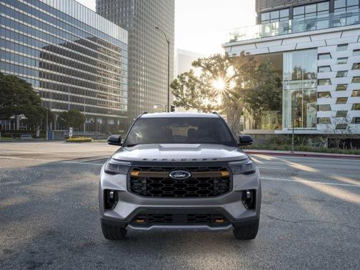 Carbonized Gray Metallic 2026 Ford Explorer Tremor