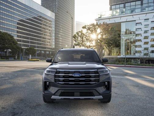 Agate Black Metallic 2026 Ford Explorer Active