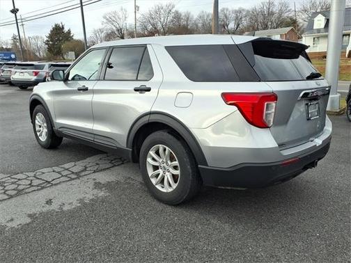 2021 Ford Explorer Base