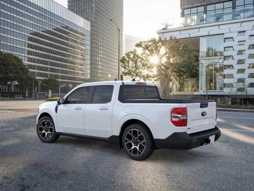 Oxford White 2026 Ford Maverick Lariat