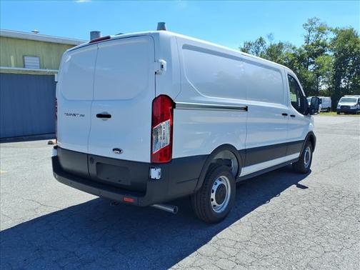 2025 Ford Transit-250 LOW ROOF