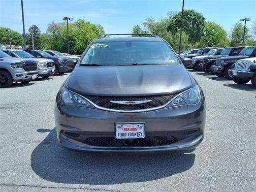 2021 Chrysler Voyager LXI