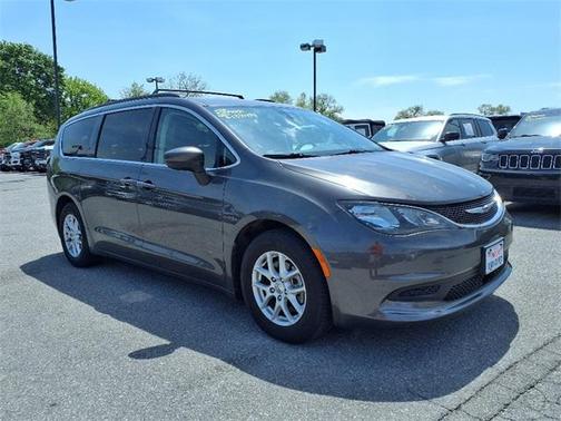 2021 Chrysler Voyager LXI