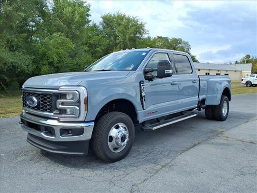2026 Ford F-350 Lariat Super Duty