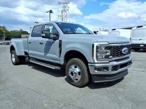 2026 Ford F-350 Lariat Super Duty
